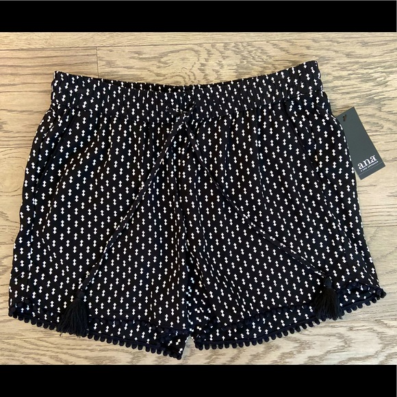 Ana Pants - 🖤 Ana Shorts New With Tags🖤